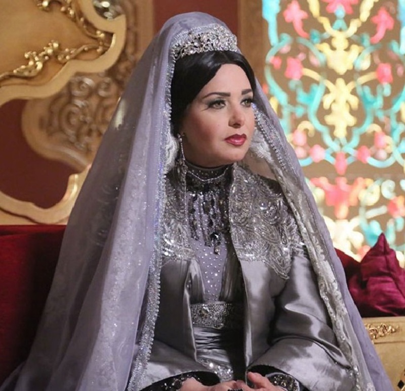 كيف بررت صابرين ارتداءها لـالباروكة؟